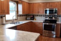 kitchen remodel with oak cabinets Kitchen backsplash ideas with oak cabinets