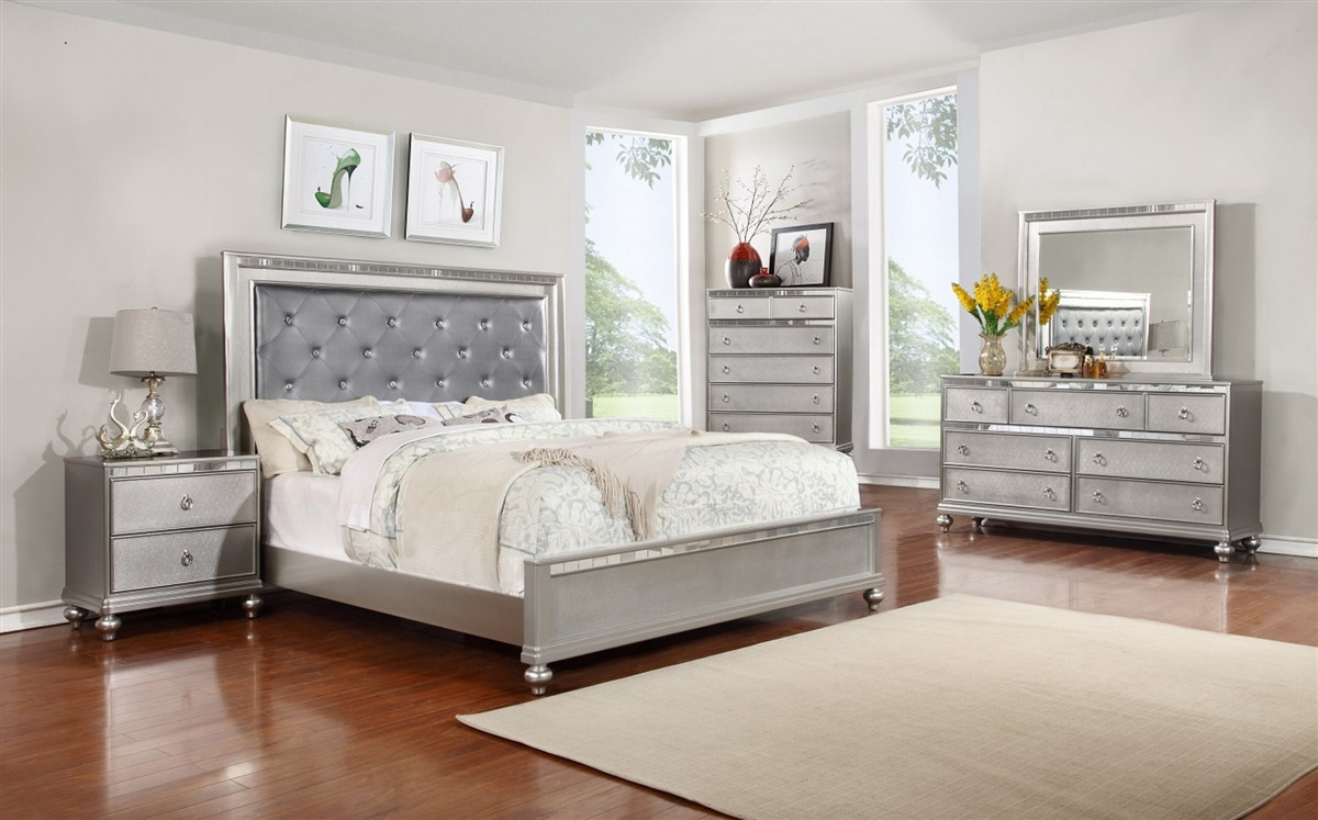 Rooms to Go Silver Bedroom Set Rooms sleigh roomstogo dressers