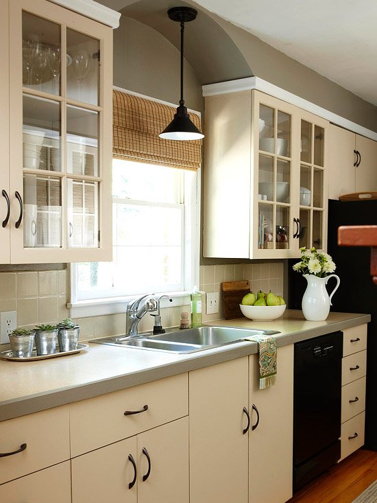 21 Best Small Galley Kitchen Ideas